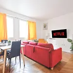 Heart Of Paris-Studio-Hotel Des Invalides Netflix